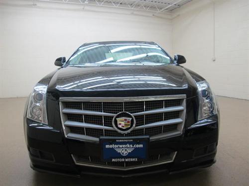 Cadillac CTS 2010 photo 2