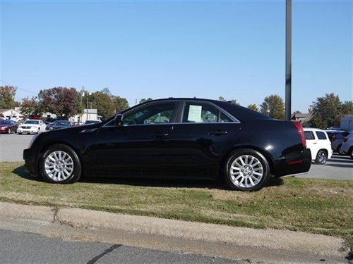 Cadillac CTS 2010 photo 1