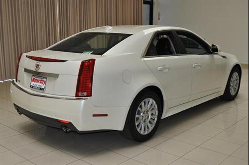 Cadillac CTS 2010 photo 2
