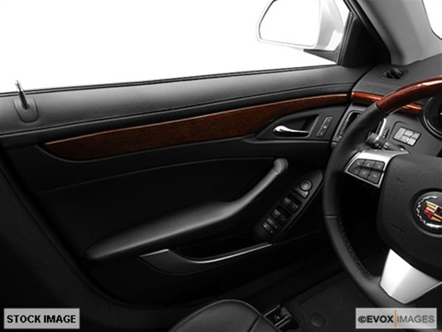 Cadillac CTS 2010 photo 3