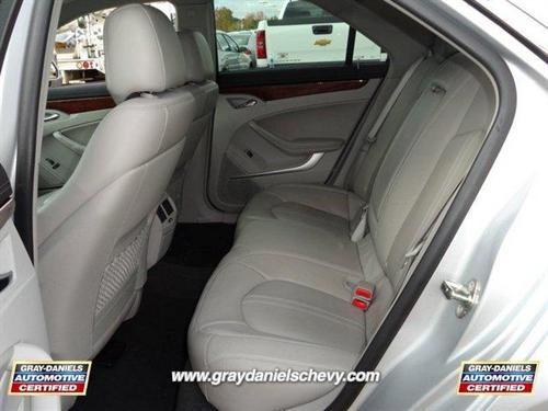 Cadillac CTS 2010 photo 2