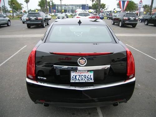 Cadillac CTS 2010 photo 3