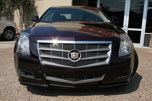 Cadillac CTS 2010 photo 1