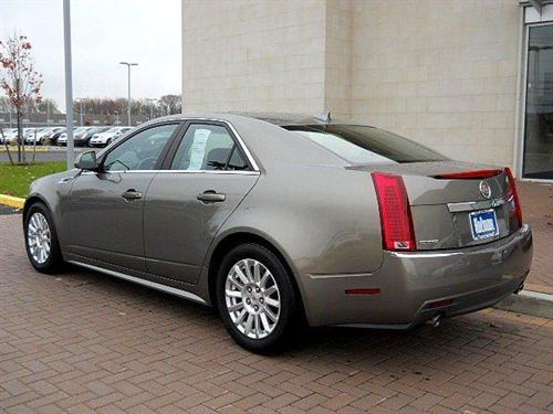 Cadillac CTS 2010 photo 2