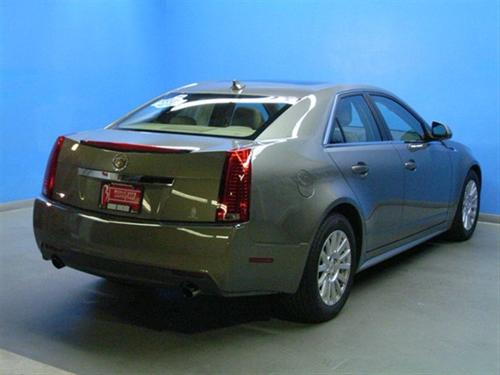Cadillac CTS 2010 photo 2