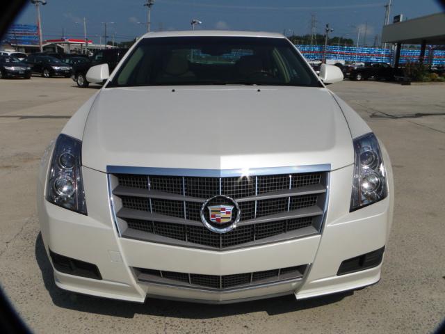 Cadillac CTS 2011 photo 1