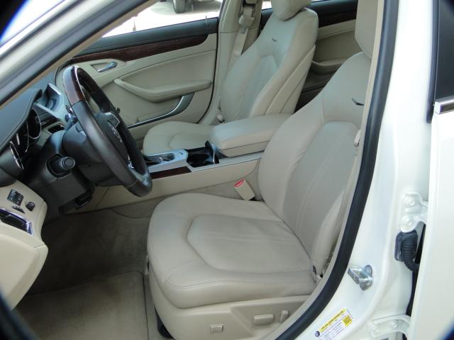 Cadillac CTS 2011 photo 4