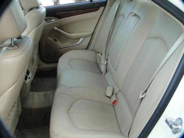 Cadillac CTS 2011 photo 5