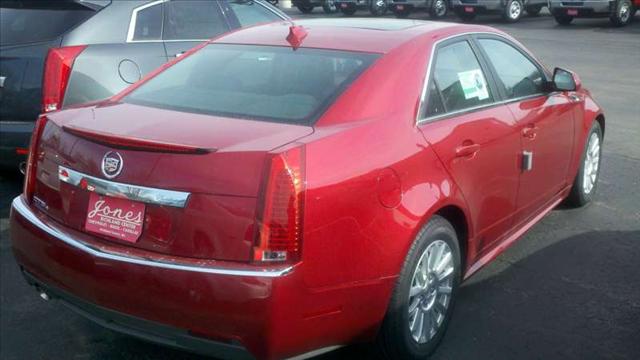 Cadillac CTS 2011 photo 2
