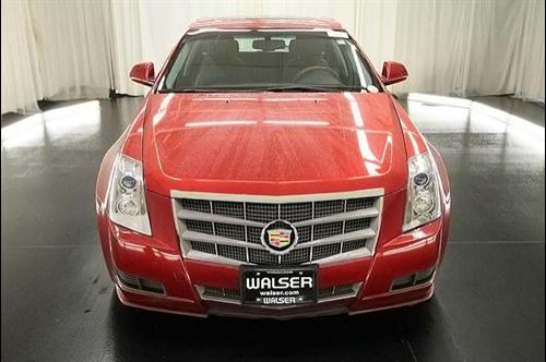Cadillac CTS 2011 photo 2