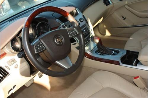 Cadillac CTS 2011 photo 1