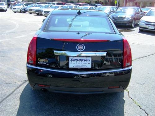 Cadillac CTS 2011 photo 2