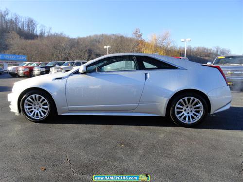 Cadillac CTS 2011 photo 1