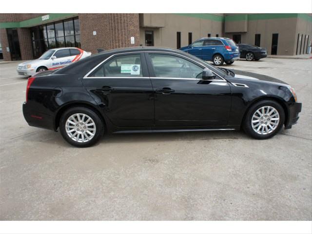 Cadillac CTS 2011 photo 2