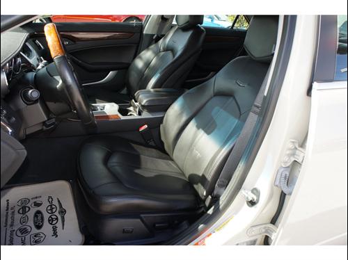 Cadillac CTS 2011 photo 3