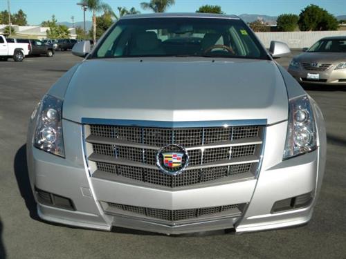 Cadillac CTS 2011 photo 1