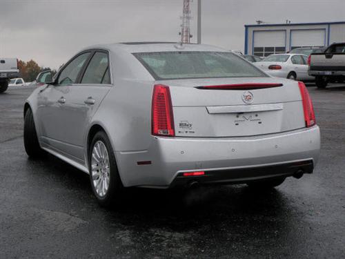 Cadillac CTS 2011 photo 1