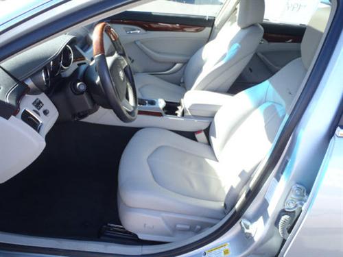 Cadillac CTS 2011 photo 2