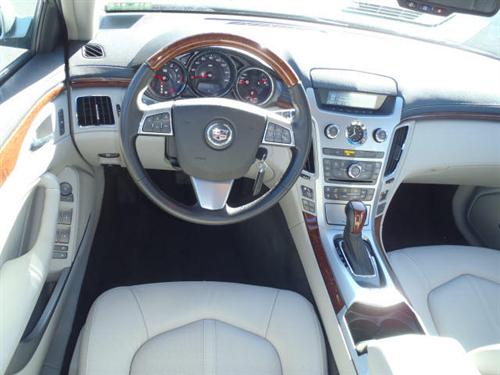 Cadillac CTS 2011 photo 4