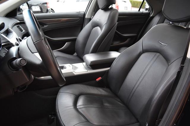Cadillac CTS 2011 photo 2