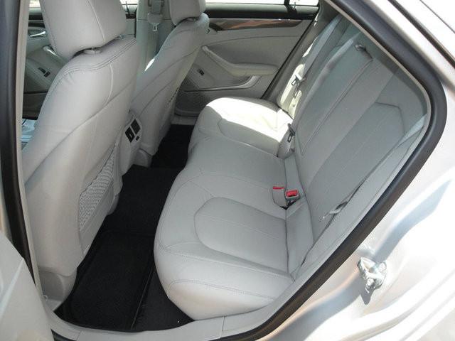Cadillac CTS 2011 photo 4
