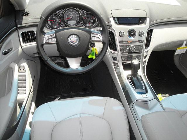 Cadillac CTS 2011 photo 5
