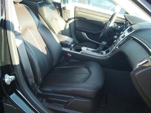 Cadillac CTS 2011 photo 1