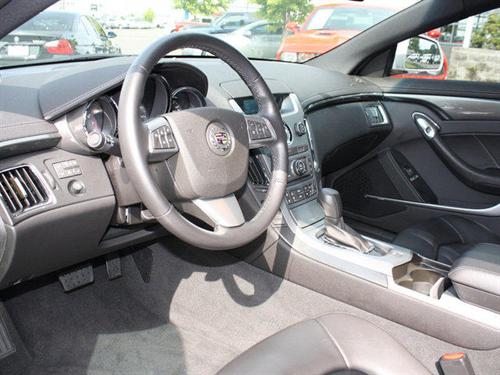 Cadillac CTS 2011 photo 3