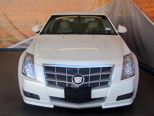 Cadillac CTS 2011 photo 2