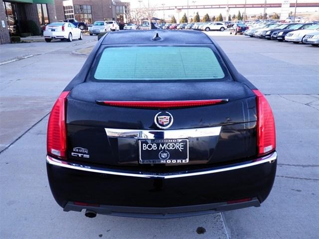 Cadillac CTS 2011 photo 3