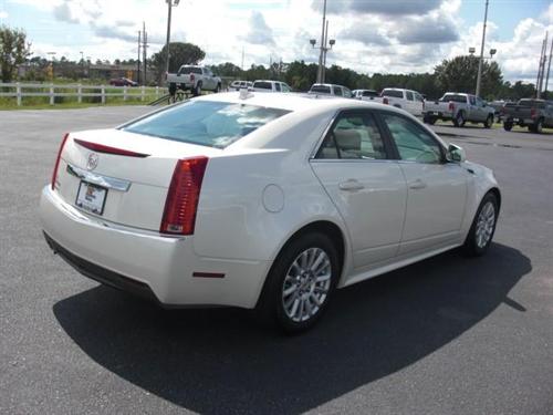 Cadillac CTS 2011 photo 3