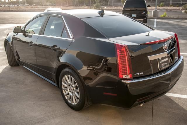 Cadillac CTS 2011 photo 1