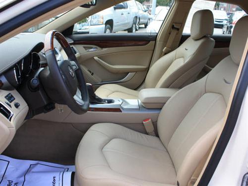 Cadillac CTS 2011 photo 1