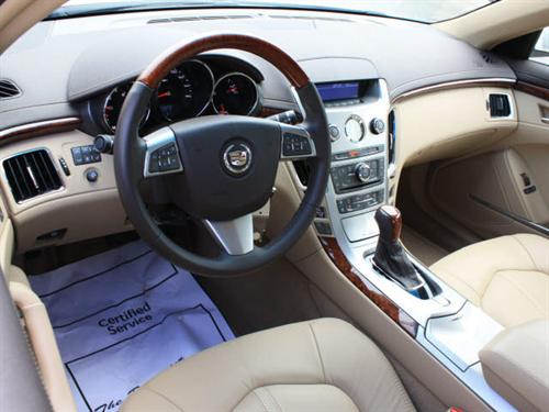 Cadillac CTS 2011 photo 3