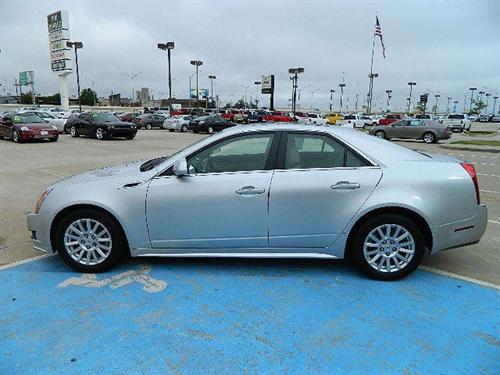 Cadillac CTS 2011 photo 3