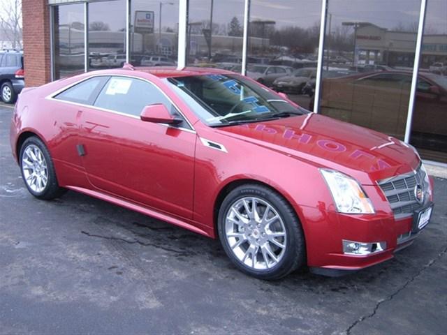 Cadillac CTS 2011 photo 1