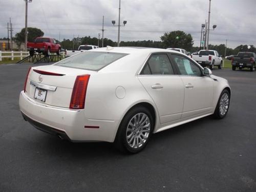 Cadillac CTS 2011 photo 2