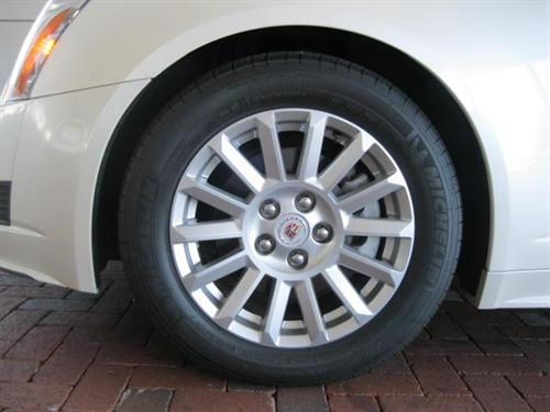 Cadillac CTS 2011 photo 2