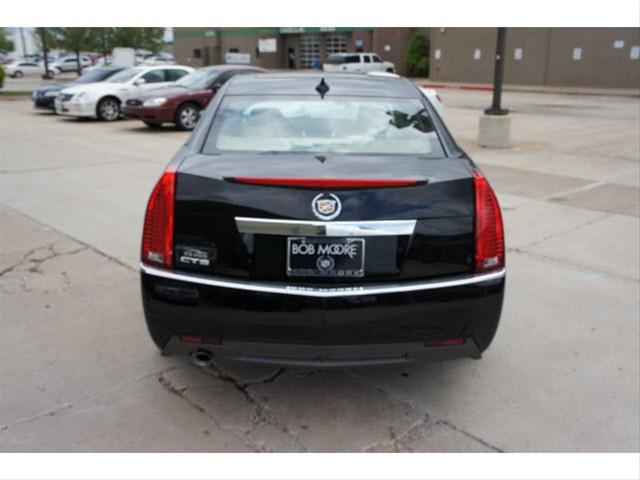 Cadillac CTS 2011 photo 3