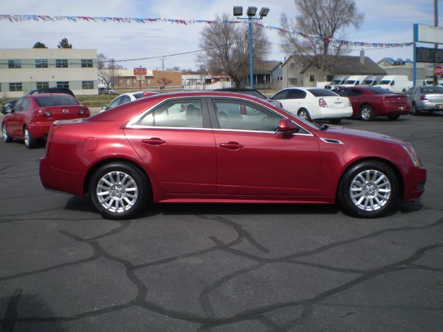 Cadillac CTS 2011 photo 2