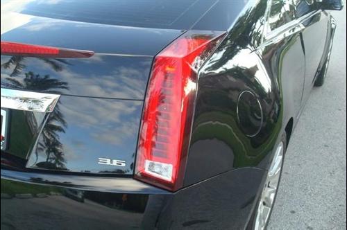 Cadillac CTS 2011 photo 3