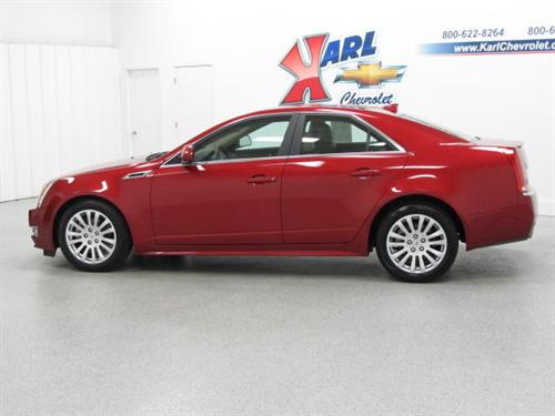 Cadillac CTS 2011 photo 1