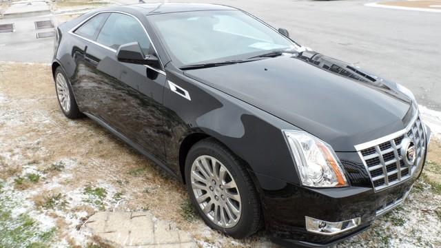 Cadillac CTS 2012 photo 1