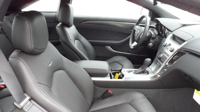 Cadillac CTS 2012 photo 3