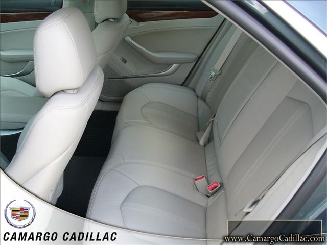 Cadillac CTS 7 Passanger Sedan