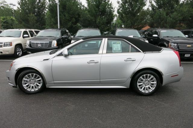 Cadillac CTS 2012 photo 1