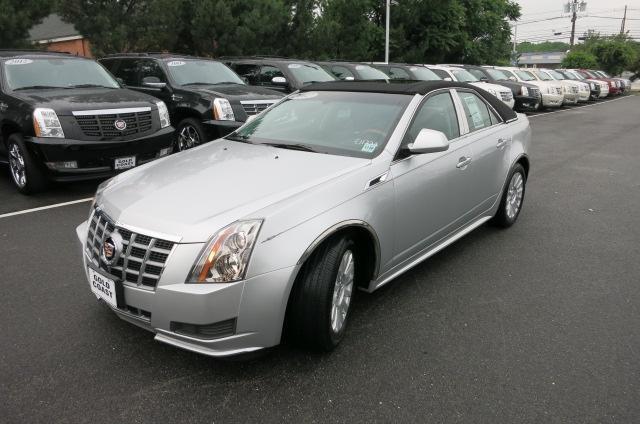 Cadillac CTS 2012 photo 2