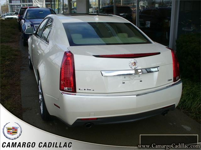 Cadillac CTS 2012 photo 2
