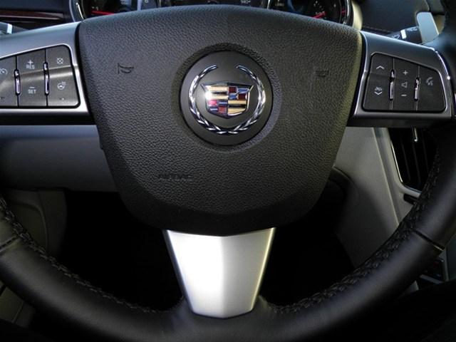 Cadillac CTS 2012 photo 1