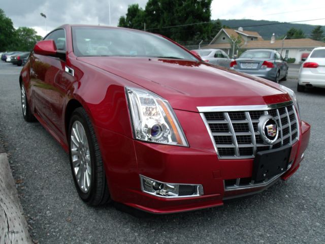 Cadillac CTS 2012 photo 2